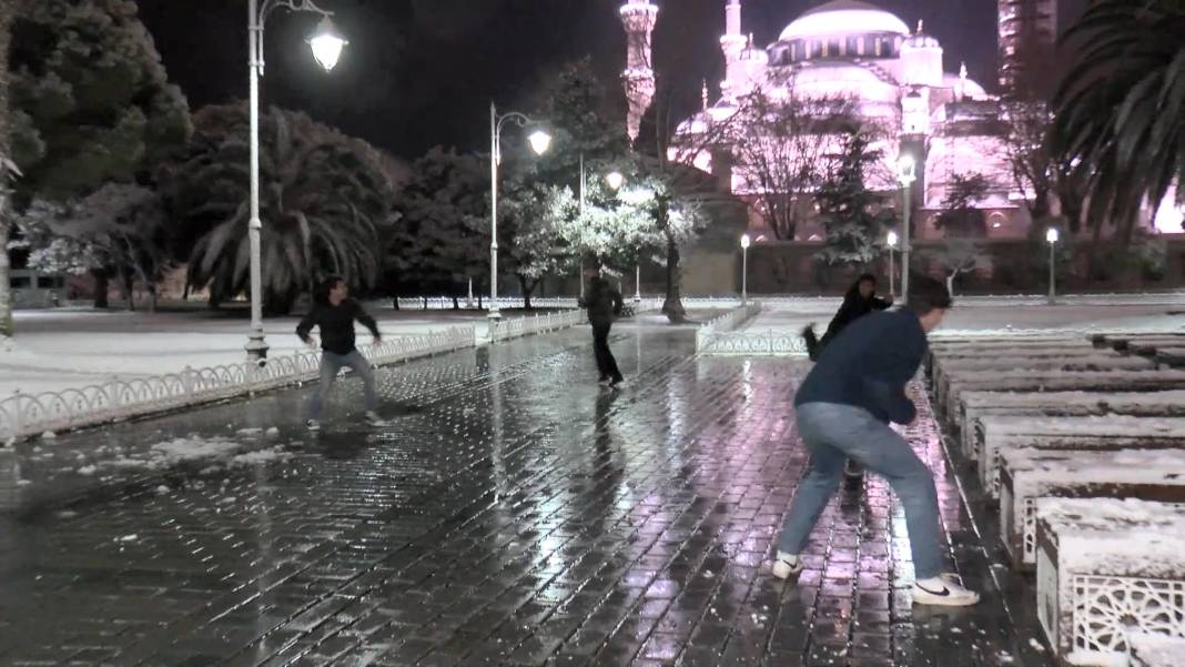 İstanbul tablo gibi! Boğaz gelinlik giydi… 30